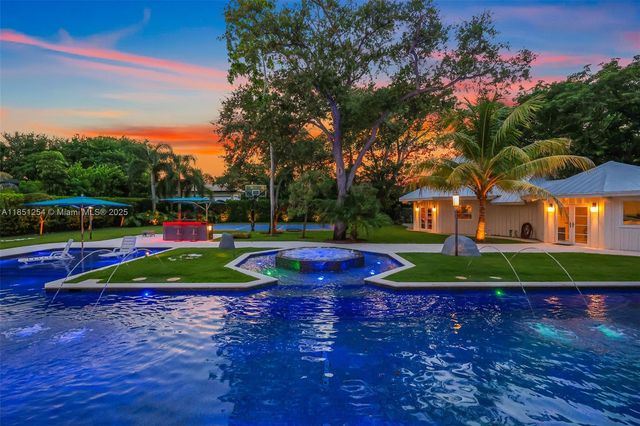 13580 SW 67th Ave, Pinecrest, FL 33156