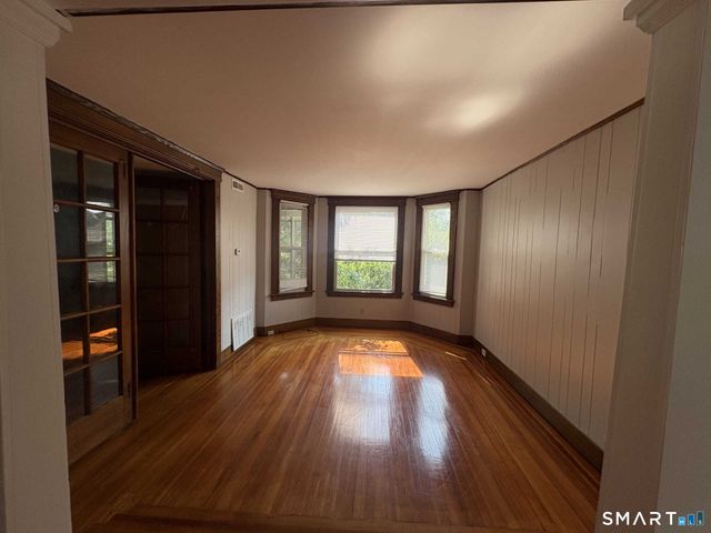 552 Central Avenue 1, New Haven, CT 06515