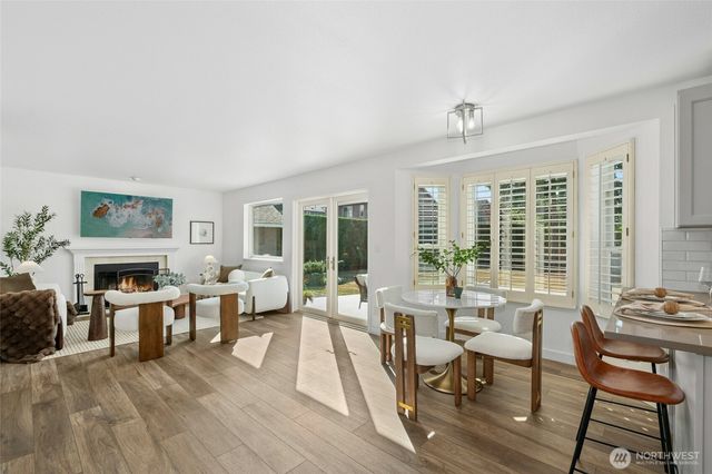 1132 Crawford Rd, Lynnwood, WA 98036