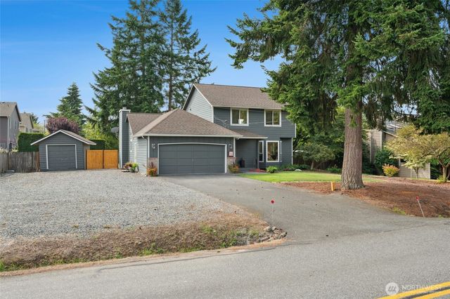 1132 Crawford Rd, Lynnwood, WA 98036