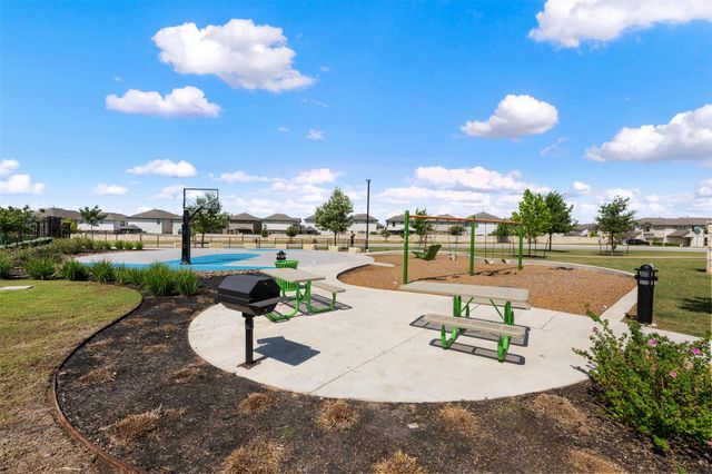 204 Lambert ST, Leander, TX 78641