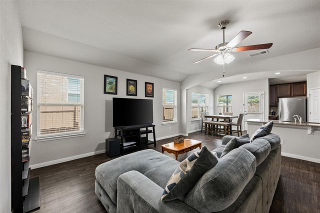 204 Lambert ST, Leander, TX 78641