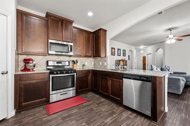 204 Lambert ST, Leander, TX 78641
