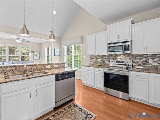 1663 Centerville Parke Ln, Manakin Sabot, VA 23103