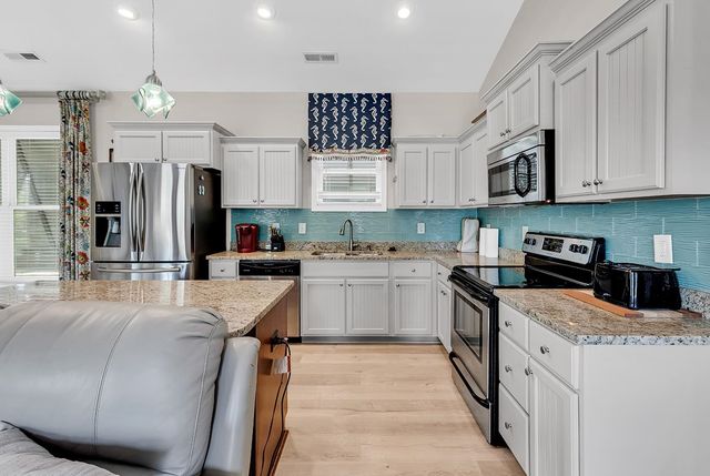 144 Crane Dr., Pawleys Island, SC 29585