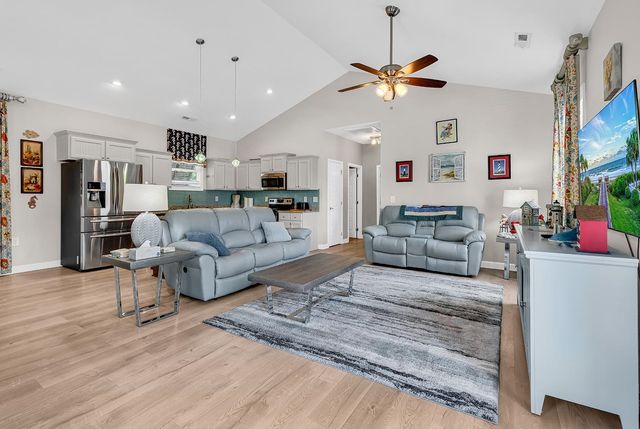 144 Crane Dr., Pawleys Island, SC 29585