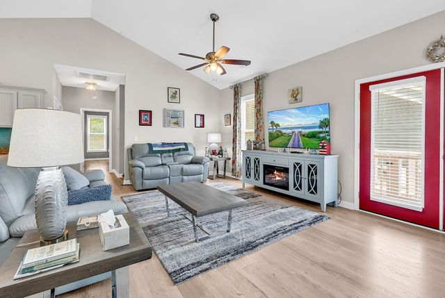144 Crane Dr., Pawleys Island, SC 29585