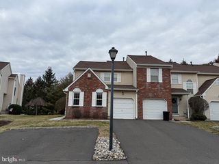 21 PIONEER CT, Ewing, NJ 08628