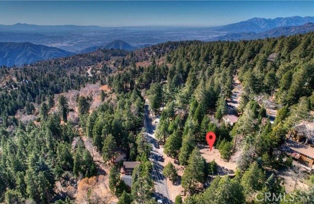 2402 Spring Oak Drive, Running Springs, CA 92382