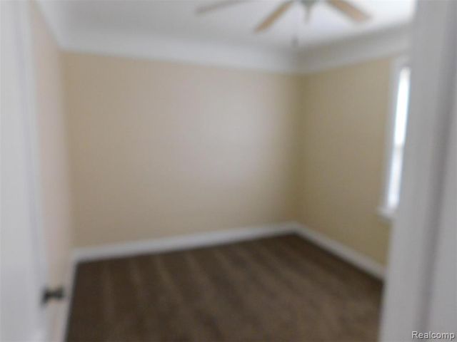 165 Avery Street, Clinton Township, MI 48036