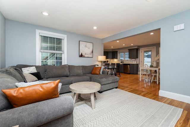 222 Harris St, Taunton, MA 02780