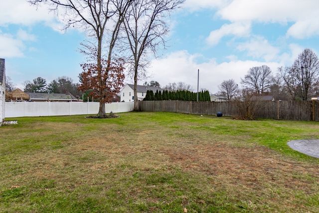 222 Harris St, Taunton, MA 02780