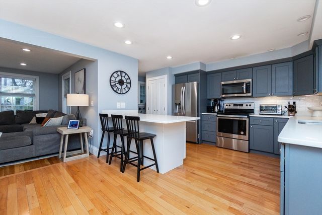 222 Harris St, Taunton, MA 02780