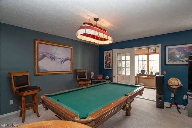 4839 Pond Drive NW, North Canton, OH 44720