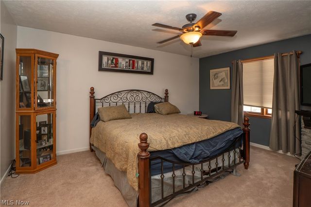 4839 Pond Drive NW, North Canton, OH 44720