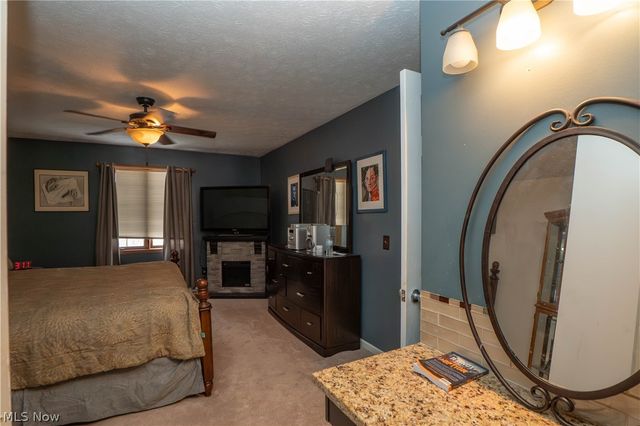 4839 Pond Drive NW, North Canton, OH 44720