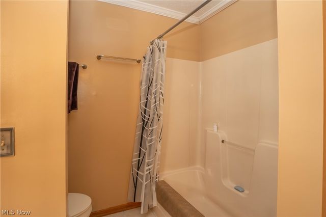 4839 Pond Drive NW, North Canton, OH 44720