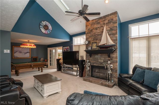 4839 Pond Drive NW, North Canton, OH 44720