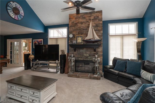 4839 Pond Drive NW, North Canton, OH 44720