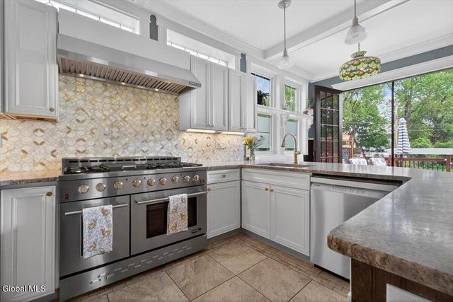 65 Manning Boulevard, Albany, NY 12203
