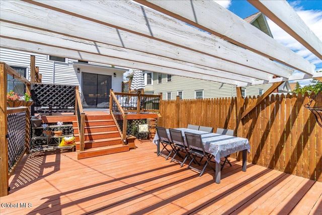 65 Manning Boulevard, Albany, NY 12203