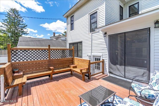 65 Manning Boulevard, Albany, NY 12203