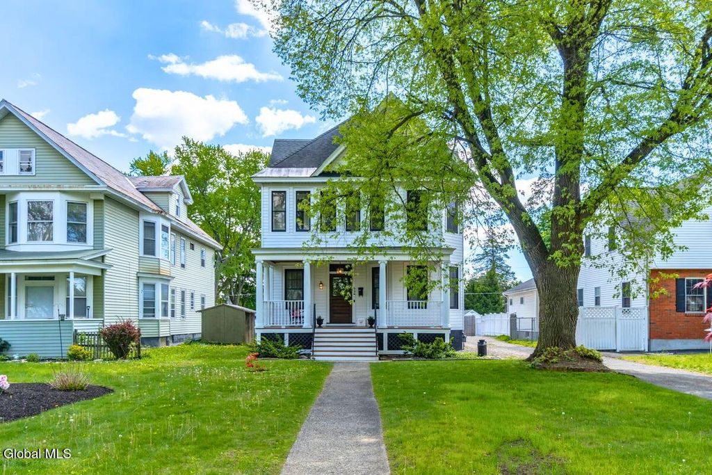 65 Manning Boulevard, Albany, NY 12203