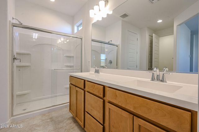 8714 W PASADENA Avenue, Glendale, AZ 85305