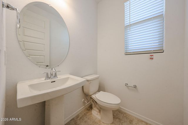 8714 W PASADENA Avenue, Glendale, AZ 85305