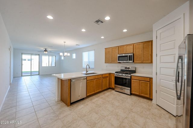 8714 W PASADENA Avenue, Glendale, AZ 85305