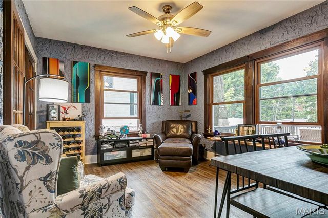 621 Houston Street, St Charles, MO 63301