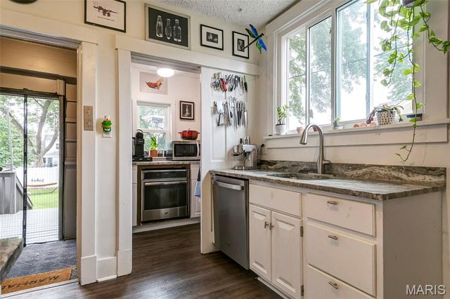 621 Houston Street, St Charles, MO 63301