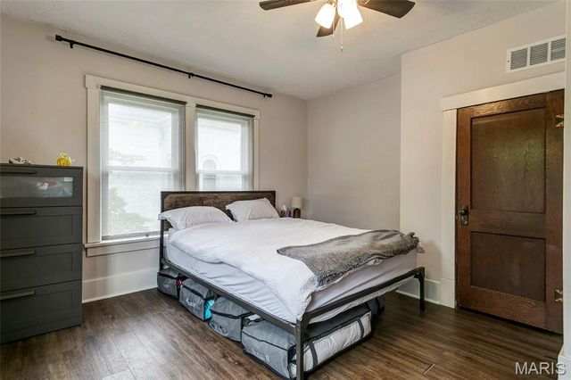 621 Houston Street, St Charles, MO 63301