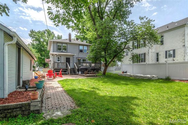 621 Houston Street, St Charles, MO 63301