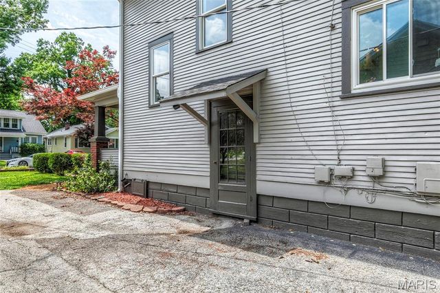 621 Houston Street, St Charles, MO 63301