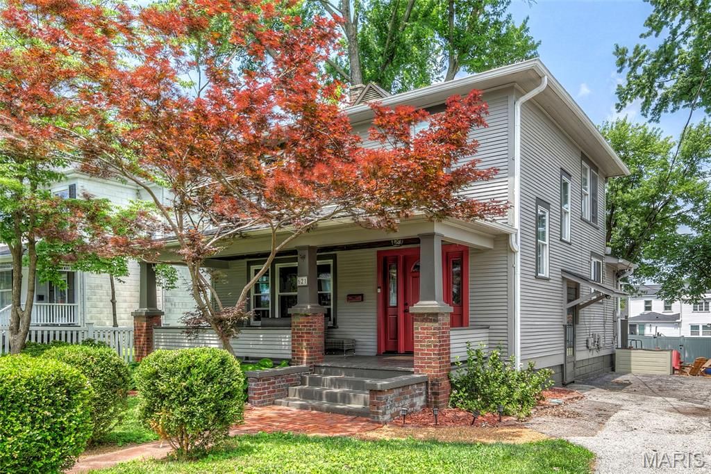 621 Houston Street, St Charles, MO 63301