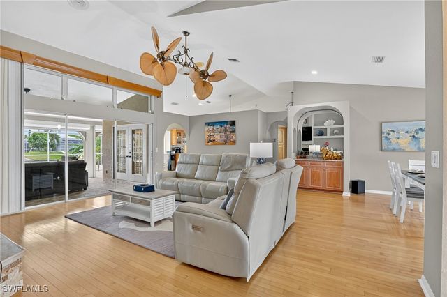 1215 SE 21st ST, Cape Coral, FL 33990