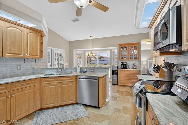 1215 SE 21st ST, Cape Coral, FL 33990