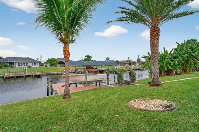 1215 SE 21st ST, Cape Coral, FL 33990