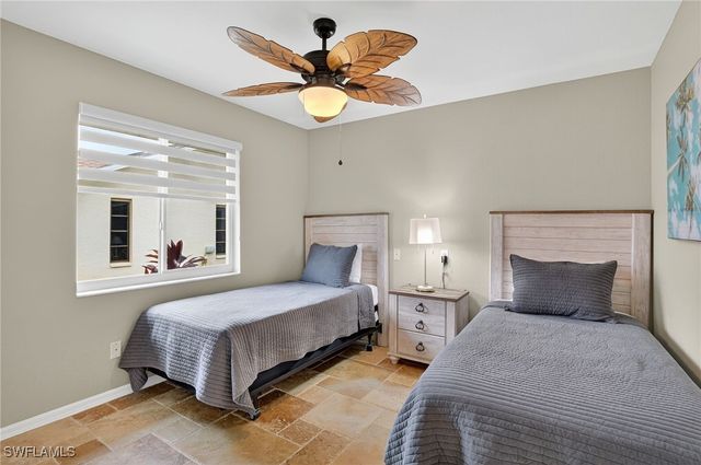 1215 SE 21st ST, Cape Coral, FL 33990