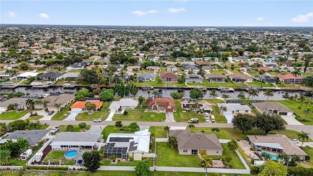 1215 SE 21st ST, Cape Coral, FL 33990
