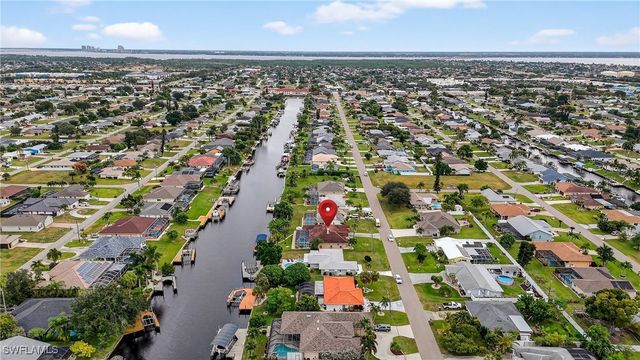 1215 SE 21st ST, Cape Coral, FL 33990