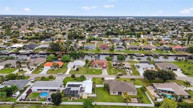1215 SE 21st ST, Cape Coral, FL 33990