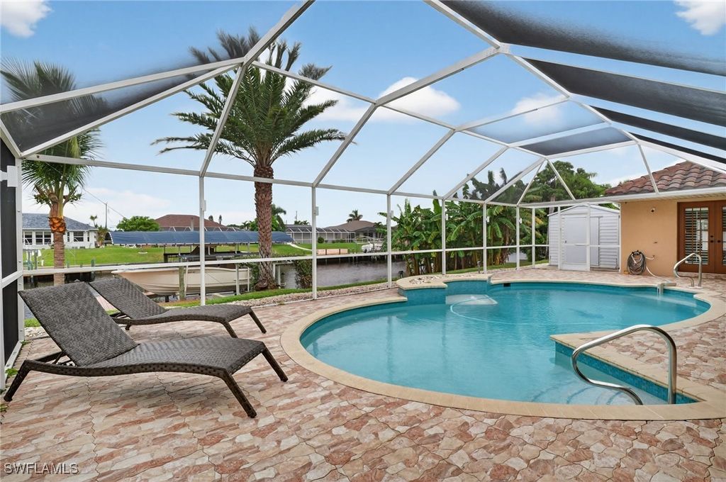 1215 SE 21st ST, Cape Coral, FL 33990
