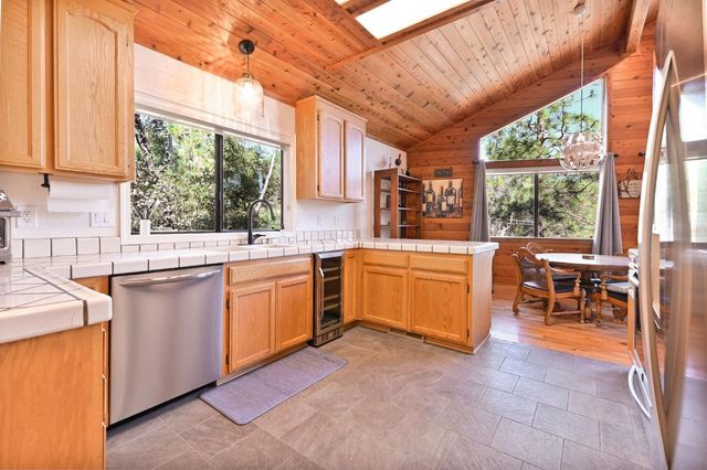1519 Roaring Camp Rd, Murphys, CA 95247