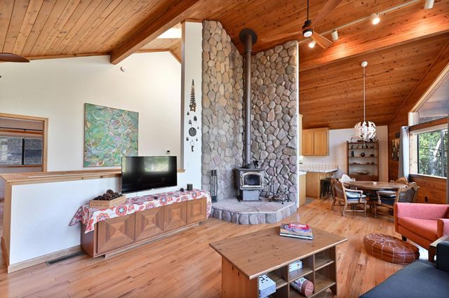 1519 Roaring Camp Rd, Murphys, CA 95247