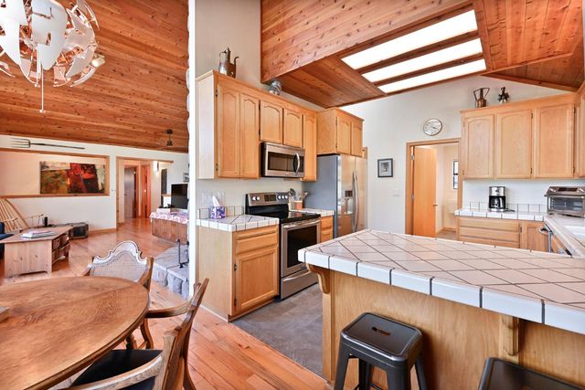 1519 Roaring Camp Rd, Murphys, CA 95247