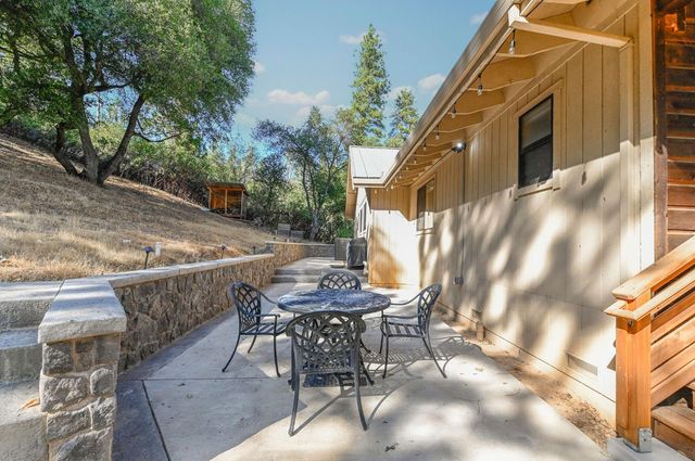 1519 Roaring Camp Rd, Murphys, CA 95247