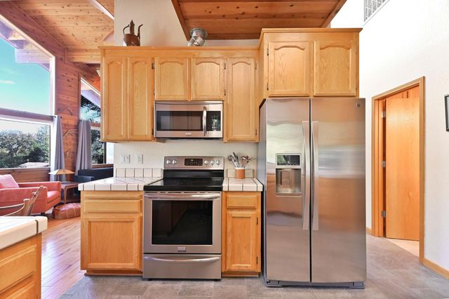 1519 Roaring Camp Rd, Murphys, CA 95247