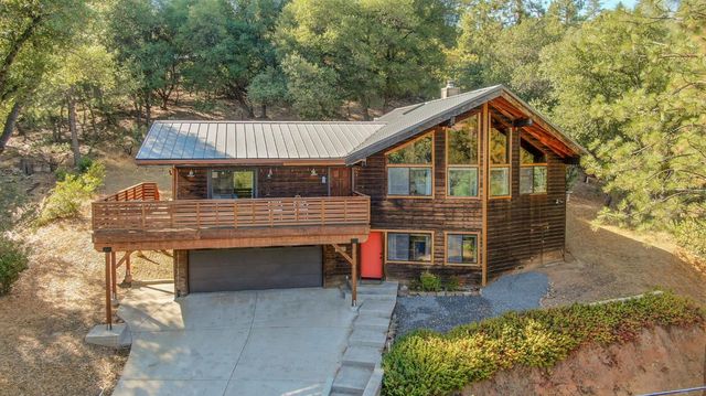 1519 Roaring Camp Rd, Murphys, CA 95247